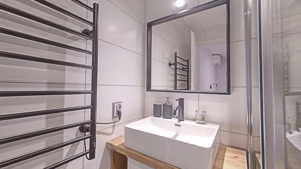 Meszes Apartman 컬로처 외부 사진