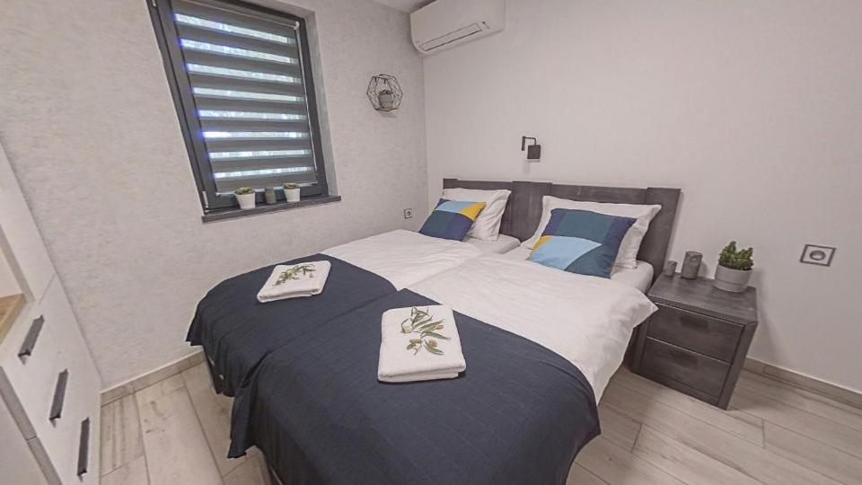 Meszes Apartman 컬로처 외부 사진