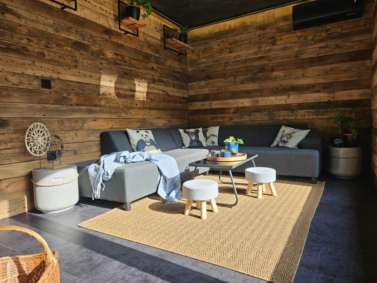Meszes Apartman 컬로처 외부 사진